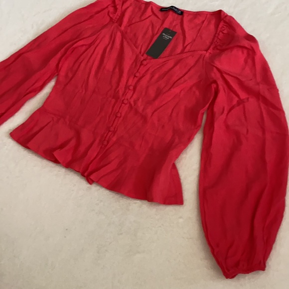 {NWT} Abercrombie & Fitch | Button Front Portrait Neckline Crop Top Pink (XS) - Picture 5 of 13